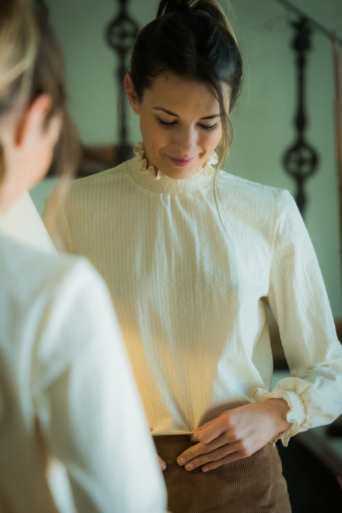 Blusa Isabella de algodón orgánico vainilla